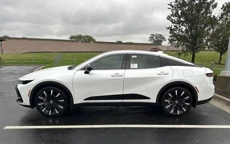 Toyota Crown, 2025 год, 4 фотография