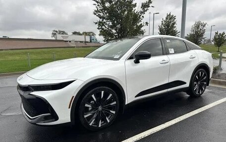 Toyota Crown, 2025 год, 3 фотография