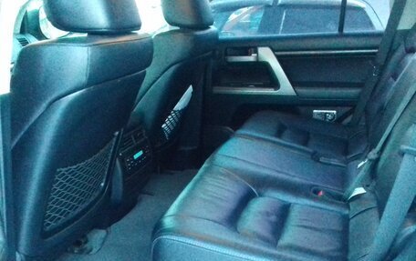 Toyota Land Cruiser 200, 2011 год, 4 500 000 рублей, 6 фотография