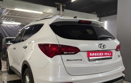 Hyundai Santa Fe III рестайлинг, 2017 год, 2 050 000 рублей, 4 фотография