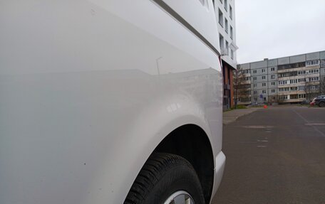 Volkswagen Caravelle T5, 2013 год, 2 350 000 рублей, 19 фотография