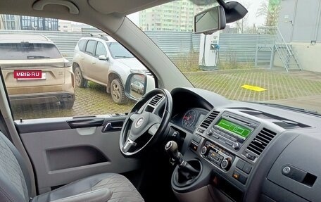 Volkswagen Caravelle T5, 2013 год, 2 350 000 рублей, 13 фотография