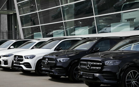 Mercedes-Benz GLS, 2024 год, 20 700 000 рублей, 16 фотография