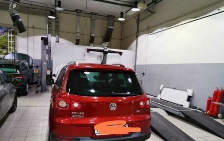 Volkswagen Tiguan I, 2009 год, 850 000 рублей, 2 фотография