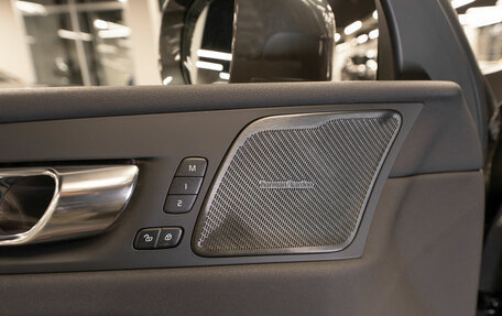 Volvo XC60 II, 2019 год, 3 140 000 рублей, 2 фотография