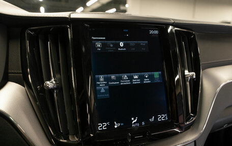 Volvo XC60 II, 2019 год, 3 140 000 рублей, 3 фотография