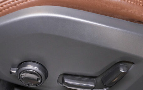 Volvo XC60 II, 2019 год, 3 140 000 рублей, 19 фотография