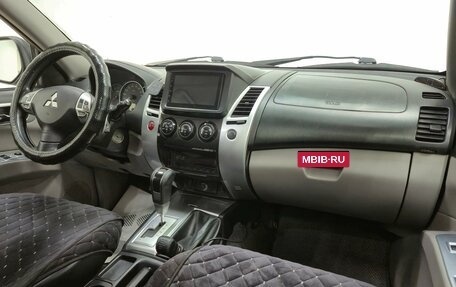 Mitsubishi Pajero Sport II рестайлинг, 2011 год, 1 460 000 рублей, 13 фотография