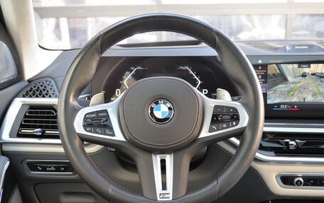 BMW X7, 2023 год, 21 000 000 рублей, 13 фотография