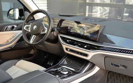 BMW X7, 2023 год, 21 000 000 рублей, 35 фотография