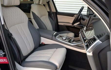 BMW X7, 2023 год, 21 000 000 рублей, 36 фотография