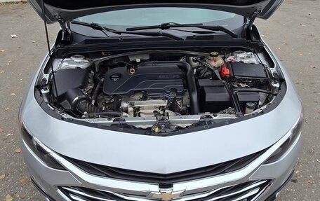 Chevrolet Malibu IX, 2018 год, 1 390 800 рублей, 9 фотография