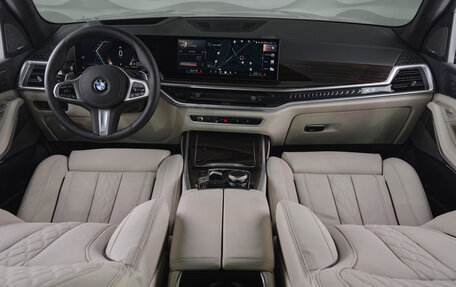 BMW X7, 2025 год, 21 300 000 рублей, 23 фотография