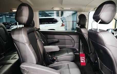 Mercedes-Benz V-Класс, 2019 год, 5 650 000 рублей, 19 фотография