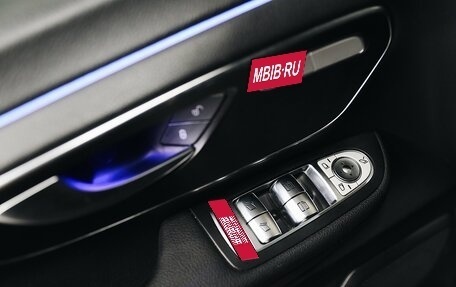 Mercedes-Benz V-Класс, 2019 год, 5 650 000 рублей, 20 фотография