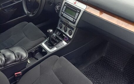 Volkswagen Passat B6, 2006 год, 560 000 рублей, 11 фотография