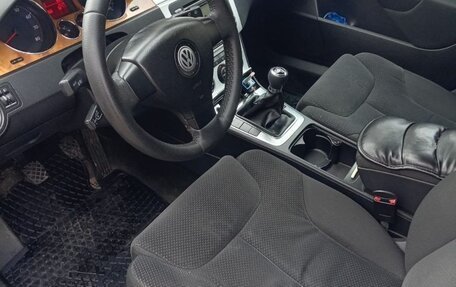 Volkswagen Passat B6, 2006 год, 560 000 рублей, 8 фотография