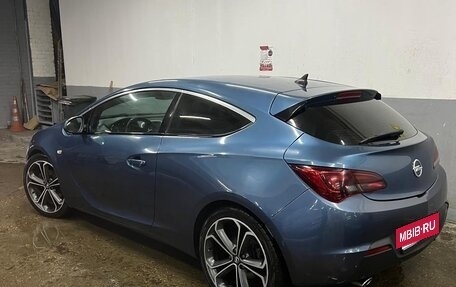 Opel Astra J, 2013 год, 950 000 рублей, 2 фотография