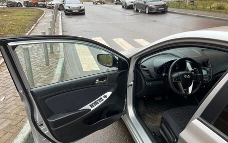 Hyundai Solaris II рестайлинг, 2015 год, 945 000 рублей, 6 фотография