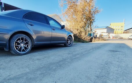 Toyota Avensis III рестайлинг, 2007 год, 900 000 рублей, 14 фотография