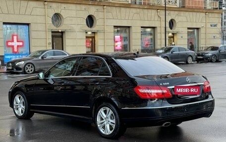 Mercedes-Benz E-Класс, 2010 год, 1 690 000 рублей, 5 фотография