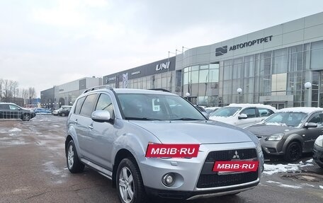 Mitsubishi Outlander III рестайлинг 3, 2011 год, 999 000 рублей, 7 фотография