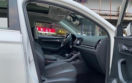 Skoda Karoq I, 2021 год, 2 150 000 рублей, 16 фотография