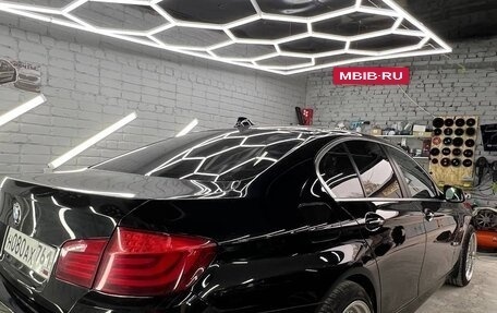 BMW 5 серия, 2010 год, 2 000 000 рублей, 4 фотография