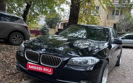 BMW 5 серия, 2010 год, 2 000 000 рублей, 11 фотография