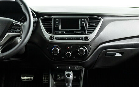 Hyundai Solaris II рестайлинг, 2017 год, 1 199 700 рублей, 14 фотография