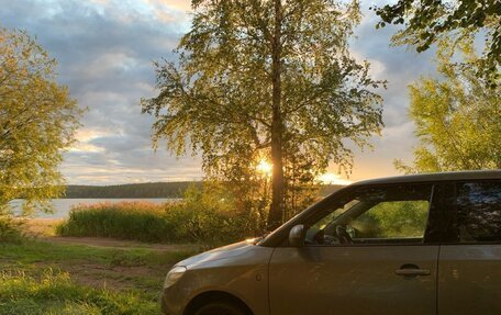 Skoda Fabia II, 2012 год, 800 000 рублей, 1 фотография