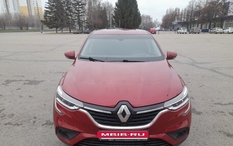 Renault Arkana I, 2019 год, 1 690 000 рублей, 2 фотография