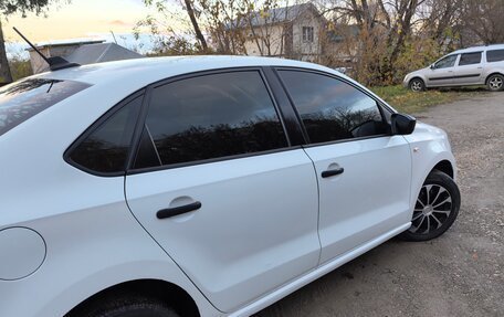 Volkswagen Polo VI (EU Market), 2018 год, 535 000 рублей, 2 фотография