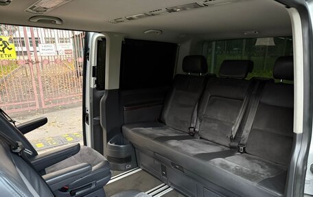 Volkswagen Multivan T5, 2011 год, 2 190 000 рублей, 11 фотография