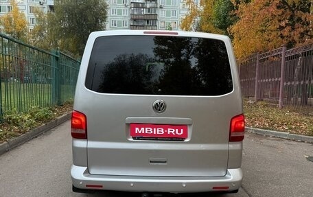 Volkswagen Multivan T5, 2011 год, 2 190 000 рублей, 4 фотография