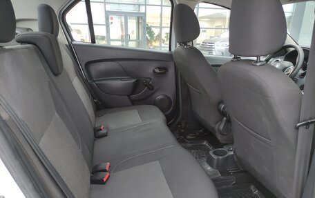 Renault Logan II, 2019 год, 930 000 рублей, 8 фотография