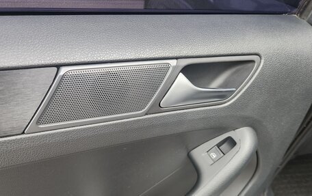 Volkswagen Jetta VI, 2011 год, 820 000 рублей, 12 фотография