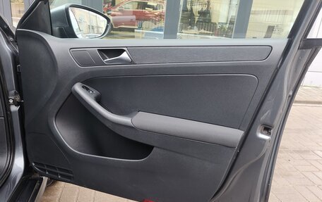 Volkswagen Jetta VI, 2011 год, 820 000 рублей, 19 фотография