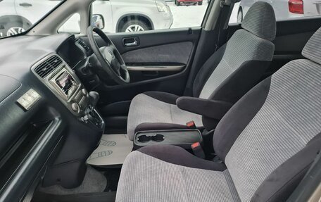 Honda Stream I рестайлинг, 2002 год, 399 000 рублей, 25 фотография