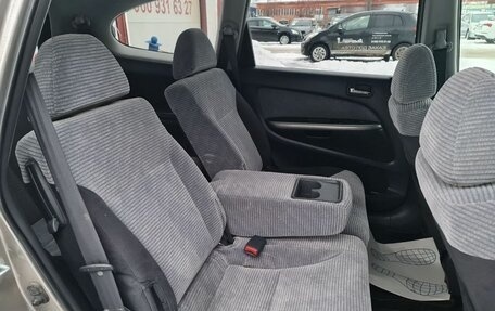 Honda Stream I рестайлинг, 2002 год, 399 000 рублей, 17 фотография