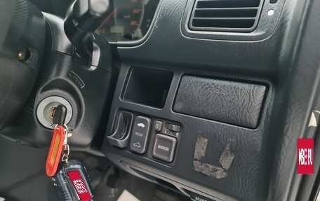 Honda Stream I рестайлинг, 2002 год, 399 000 рублей, 22 фотография