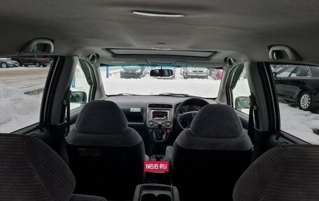 Honda Stream I рестайлинг, 2002 год, 399 000 рублей, 14 фотография