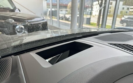 Porsche Cayenne III, 2025 год, 18 290 000 рублей, 15 фотография