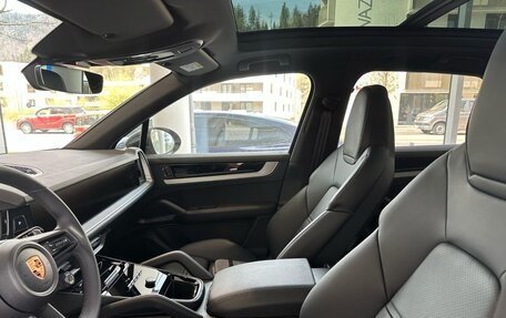 Porsche Cayenne III, 2025 год, 18 290 000 рублей, 16 фотография