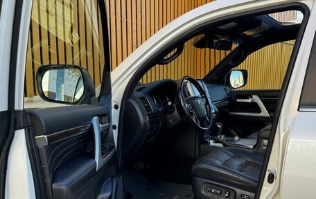 Toyota Land Cruiser 200, 2020 год, 9 500 000 рублей, 7 фотография