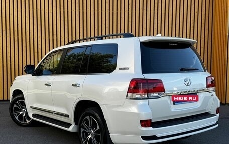 Toyota Land Cruiser 200, 2020 год, 9 500 000 рублей, 3 фотография