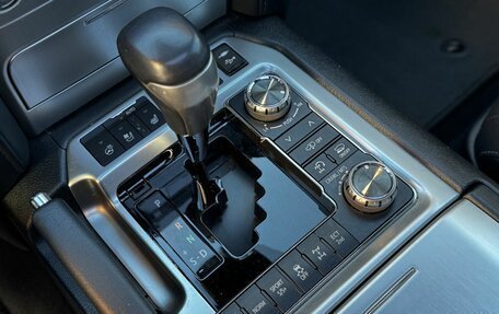 Toyota Land Cruiser 200, 2020 год, 9 500 000 рублей, 18 фотография