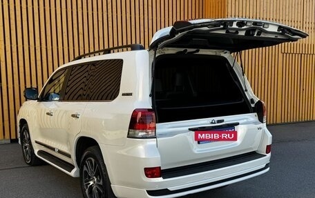 Toyota Land Cruiser 200, 2020 год, 9 500 000 рублей, 29 фотография