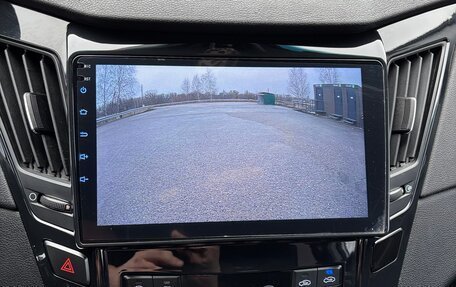 Hyundai Sonata VI, 2011 год, 980 000 рублей, 18 фотография