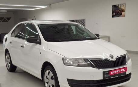 Skoda Rapid I, 2016 год, 985 000 рублей, 3 фотография